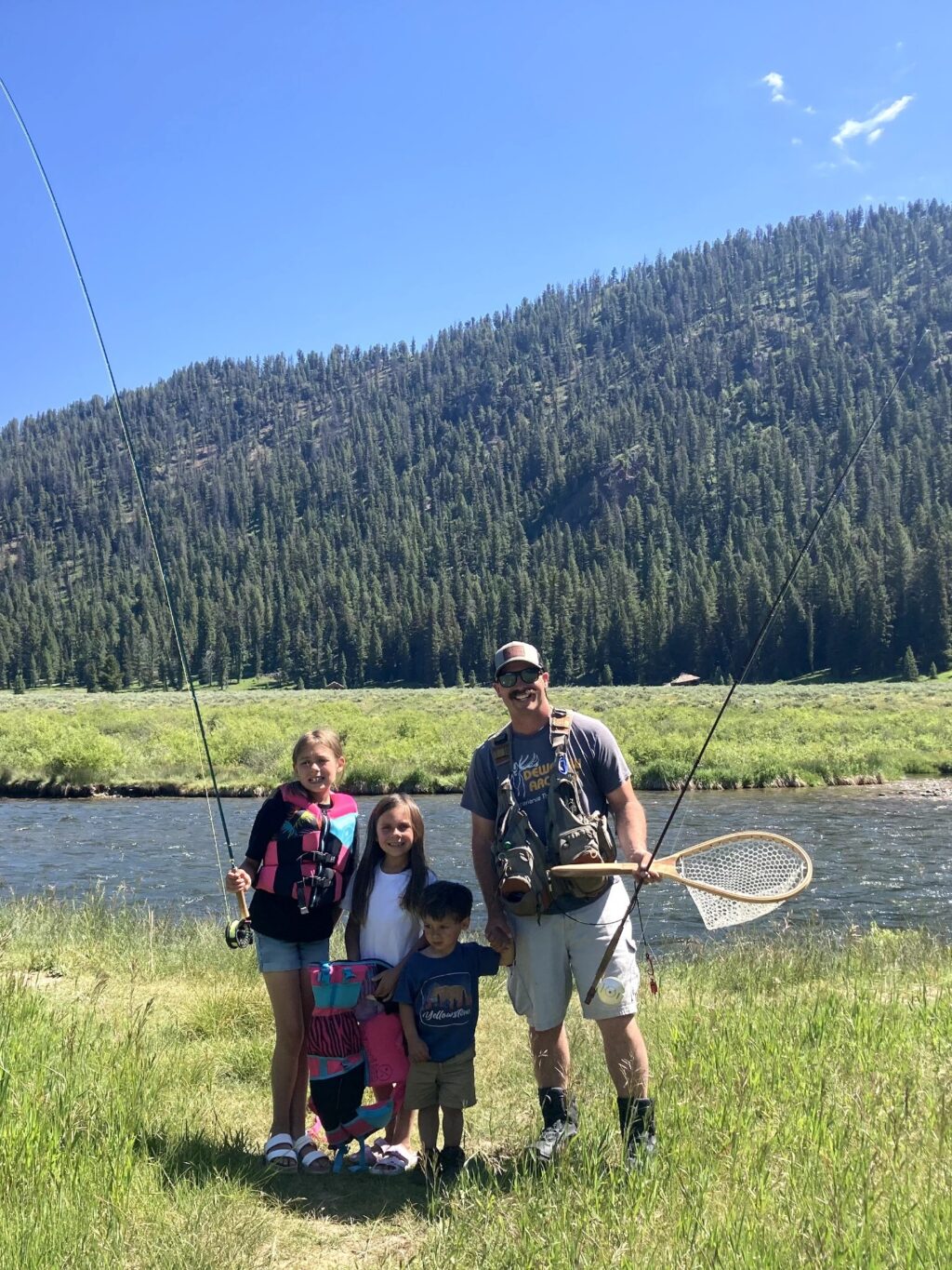 Instagram post from caldeerassoc. This post is in position 2.