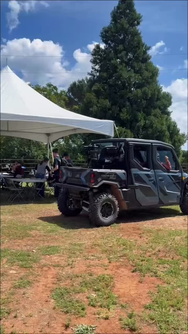 Instagram post from caldeerassoc. This post is in position 0.