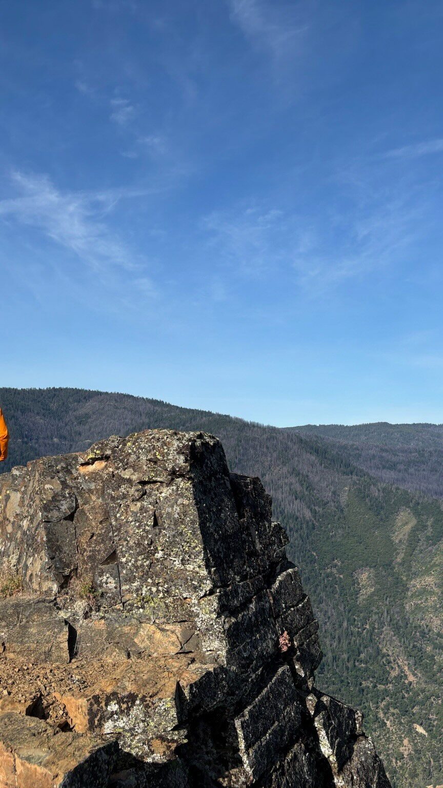 Instagram post from caldeerassoc. This post is in position 0.