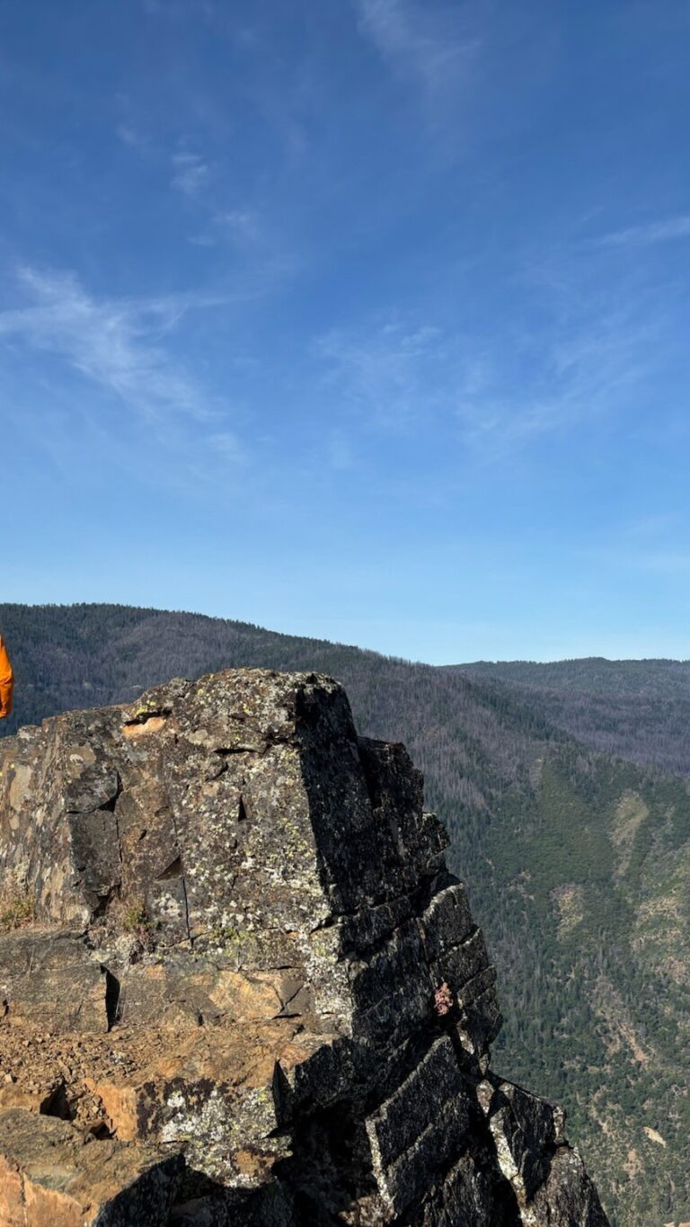 Instagram post from caldeerassoc. This post is in position 1.